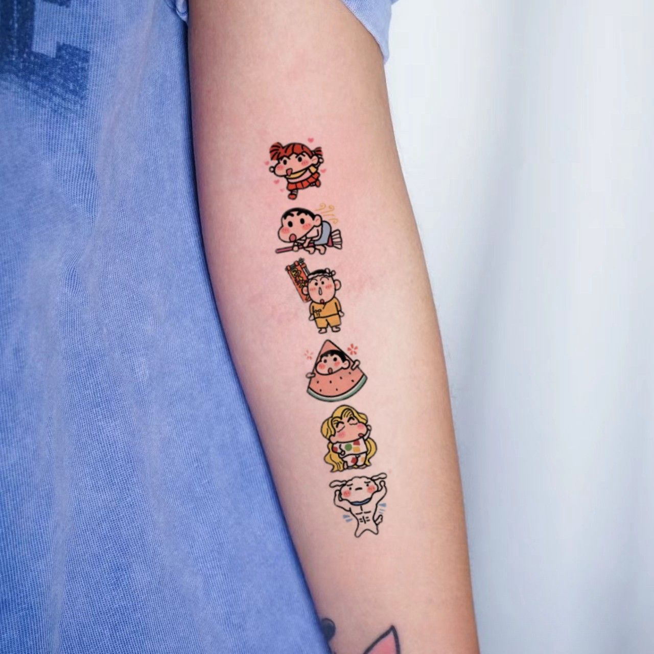 Crayon Shin-chan cartoon klein - Good Floral & Wedding Decor Supply Photos recensie en prijs